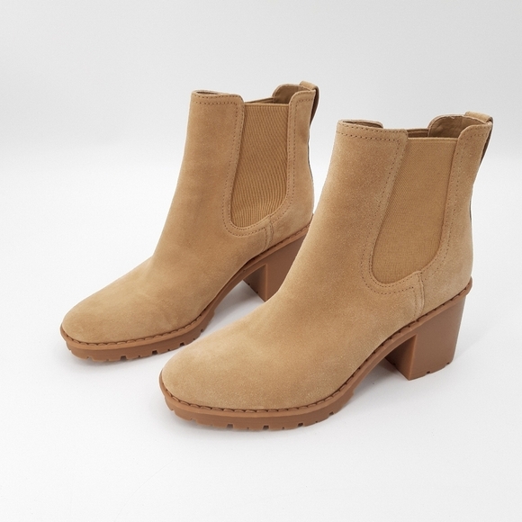 Vince | Henderson Weatherproof Chelsea Boot in Khaki Suede - Picture 9 of 9
